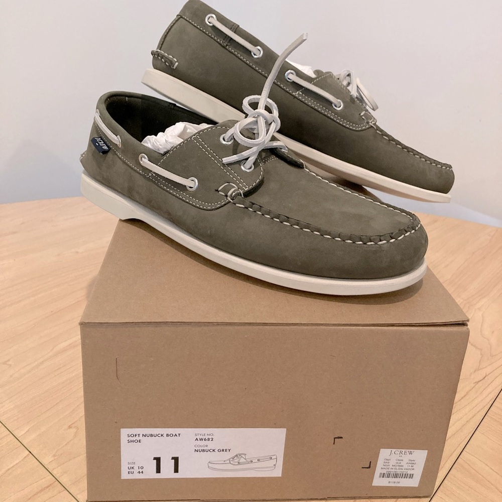 NIB Nubuck Grey JCrew Boat Shoe 🛥